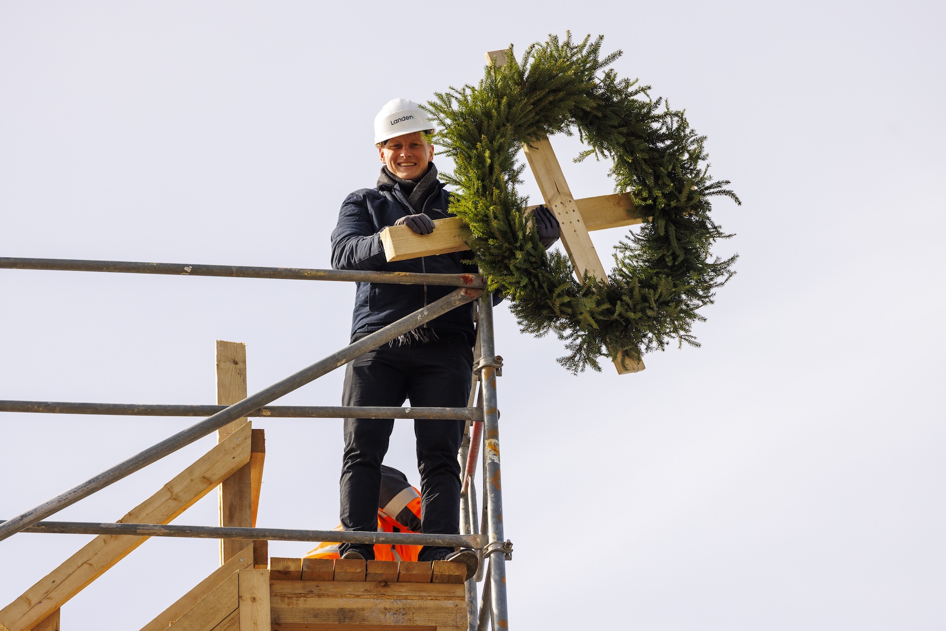 Raadi Roosipargis peeti sarikapidu – uus elukvartal Tartus jõudis olulise verstapostini